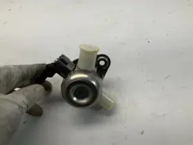 0p2127026a 19-21 Porsche Panamera 4.0l High Pressure Fuel Pump Q
