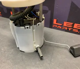 2687 2011 Chevrolet Camaro Ss Oem Fuel Pump With Hanger Housing #3