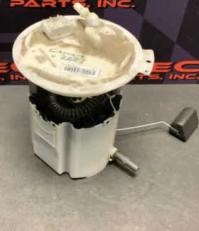 2687 2011 Chevrolet Camaro Ss Oem Fuel Pump With Hanger Housing