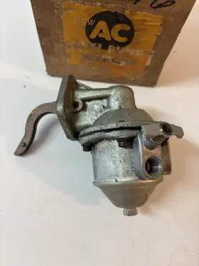 1538529 Ac Nos 1941 1942 1946 1947 Ford 6 Cylinder 543 Fuel Pump C18-26