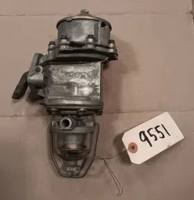9551 Ac 61 62 63 64 65 Jeep 134 4 Cylinder Fuel Pump Dual Action Vacuum Used Core