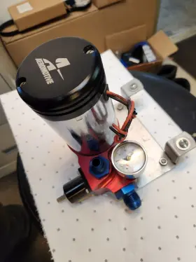 Aer11202 Aeromotive A2000 Drag Race Carbureted Fuel Pump #2