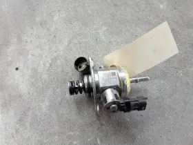 323.al1g21 Alfa Romeo Giulia 2021 Fuel Pump Engine Mounted 318960