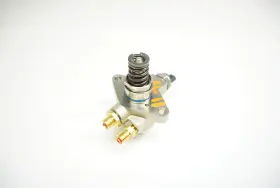 079127025q Audi Rs5 V8 Engine - High Pressure Fuel Pump Hitachi #2