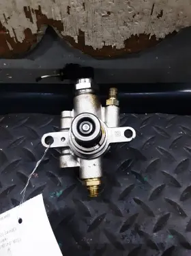 323.au1h23 Audi 2023 S4 High Pressure Fuel Pump #2