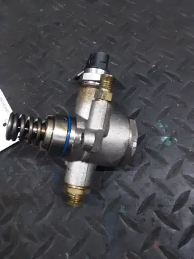 323.au1h23 Audi 2023 S4 High Pressure Fuel Pump #3