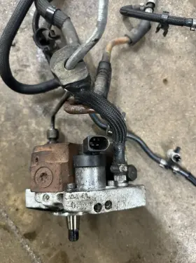 0445010073 Bmw 3 5 X5 E60 E90 E70 E53 M57 M57n High Pressure Fuel Pump R90 Cp3 7788678 #2