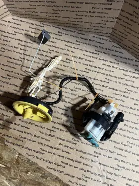 1183130 Bmw 97-03 E39 525i 528i 530i 540i Fuel Pump Assembly #2