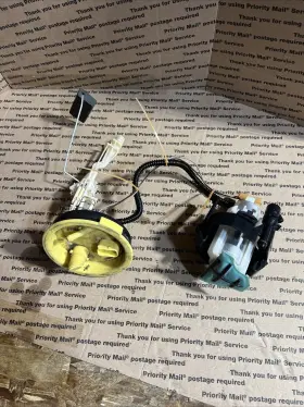 1183130 Bmw 97-03 E39 525i 528i 530i 540i Fuel Pump Assembly