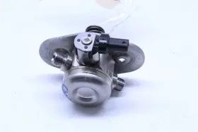 13517642466-23045 Bmw 2018 330e High Pressure Fuel Pump