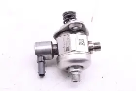13517847204-18609 Bmw M2 M3 M4 F80 F82 3 High Pressure Fuel Pump
