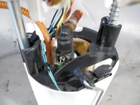 16112283497 Bmw E90 E92 3-series M3 ///m Factory Fuel Delivery Pump W Sender 2008-2013 Used #3