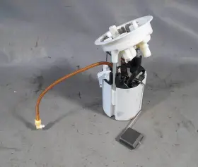 16112283497 Bmw E90 E92 3-series M3 ///m Factory Fuel Delivery Pump W Sender 2008-2013 Used