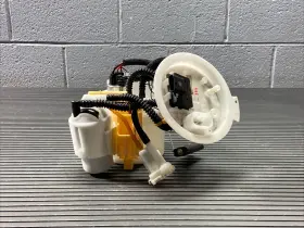16117856997 Bmw 2016 - 2023 M5 F90 4.4l V8 Fuel Pump Right Delivery Unit 55k Miles Oem