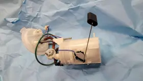 7216524 Bmw 2011 - 2017 X3 3.0l Right Fuel Pump Oem