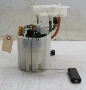 7300463 Bmw 2016-2021 X1 F48 Oem 2.0l Tank Mounted Fuel Gas Pump Assembly