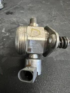 7599865 Bmw 10-18 Oem F10 F06 F13 F02 X5 X6 Engine N63 S63 Hpfp High Pressure Fuel Pump