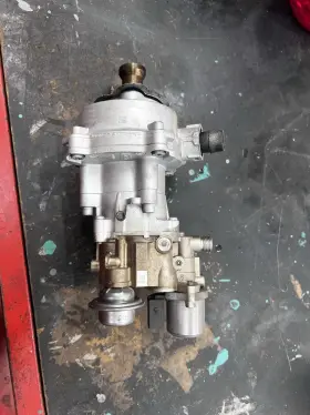 7519458-12 Bmw 7613933-04 Vacuum Pump / Fuel