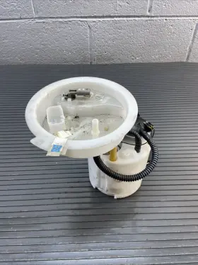 9452494 Bmw 2023 2024 X1 U11 Fuel Pump 6k Miles Awd Oem #3
