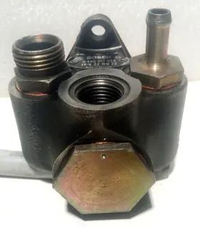 0440017998 Bosch Rebuilt Mercedes Om617 Lift Pump W/ Exchange W123 240 300 D C T S