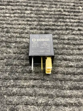 Bosch 165143314678 Relay Fuel Pump 332 201 107