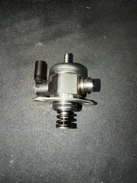 0261520597 Bosch Automotive Direct Injection High Pressure Fuel Pump For Volkswagen Passat