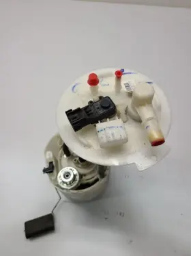 13261982 Buick 10-11 Lacrosse Fuel Pump Assembly Tank Mounted 2.4l #2