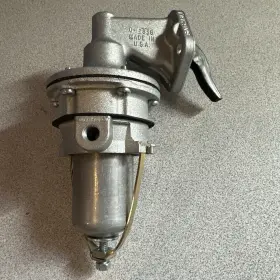 M60032 Carter New Mechanical Fuel Pump Lincoln Ford Mercury 1979-1983 Usa Nos