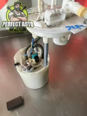 13592648 Chevrolet 2014 - 2019 Impala Engine Fuel Pump Assembly Oem #3