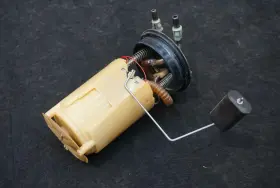 15050444 Chevrolet Gas Fuel Tank Pump Sender Assembly Oem Ssr 2003-04 #3