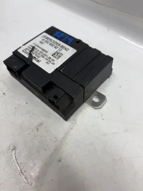 0009009213 Continental 2016 - 2019 Mercedes-benz Metris W447 Fuel Pump Controller Module #2