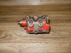 2872559 Cummins 2872560 Diesel Fuel Pump Head Isx Oem