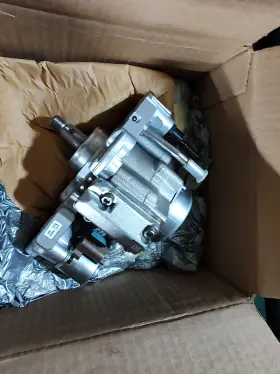 28394200 Delphi Fuel Injection Pump For Bobcat 7030405 New