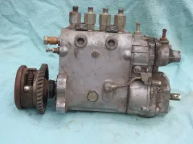 104761-0040 Diesel Kiki 6 Cylinder Injection Pump Zexel