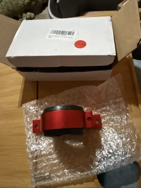 100760-rd Dyno Racing Single Fuel Pump Bracket Filter 60mm Red For Bosch 044