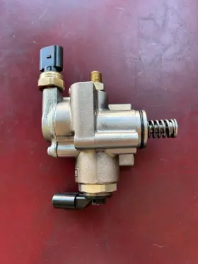 03h127025 Factory/oem Used Hitachi High Pressure Fuel Pump For Audi/volkswagen 3.6l V6 Hpp0012