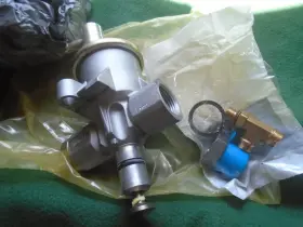 1826794c93 Ford New Genuine Navisatar Fuel Pump Asm Powerstroke 7.3 And Int T44e