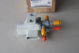 6c34-9f271-aa Ford Oem Fuel Tank Selector Valve F250 F350 Diesel 6c3z-9189-a