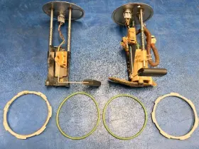 7r339h307ac Ford 2005 - 2009 Mustang 4.0l Sohc Lh And Rh Side Fuel Pump Assy Pair Oem Tested