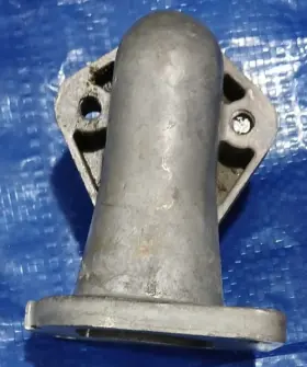 8ba-9416 Ford Original Flathead V8 Aluminium Fuel Pump Mount/stand 1949-1953