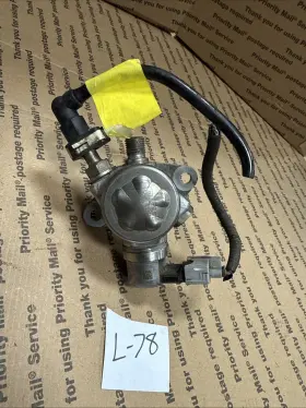 Av15e-9d376-be Ford Focus 2012-2018 High Pressure Fuel Pump 2.0l Used Working