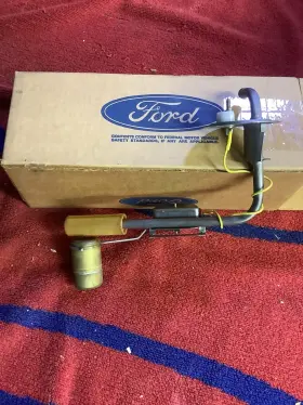 D7tz-9275-b Ford Nos 1976 F100/250/350 2wd Midship Tank Fuel Sending Unit