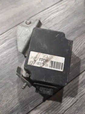 F8cf-9d372-da Ford 1998 Escort Fuel Pump Driver Module Oem