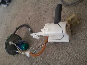 323-01878 Ford Truck 05 06 07 F250 Super Duty 6.8l 172 Inch Wb Gasoline Fuel Pump Oem 52k