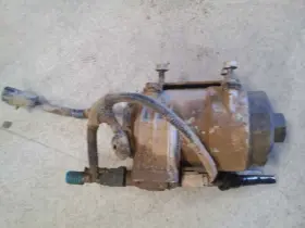323.fd8p05 Ford Truck 2005 F550sd Frame Mount Supply Pump 6.0l 4x2 15989