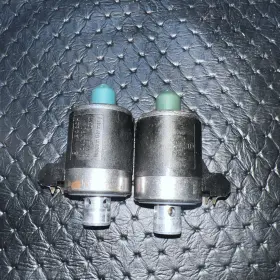 2402700089 Genuine Mercedes Auto Trans Pressure Control Solenoid Blue Top 722.6