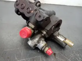 323.ihhc09 International 2009 Maxx Dt466 Hi Pressure Fuel Injection Pump 8835024 #3
