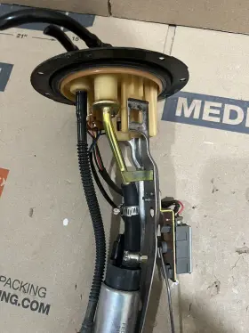 23221-66040 Lexus Toyota Land Cruiser Lx470 Fuel Pump With Mount 1998 1999 2000 2001 2002 Oem #3