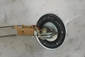 323.le1t99 Lexus 1998 1999 2000 Ls400 Fuel Tank Level Sensor #3