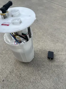 77020-0e130 Lexus 2016-2022 Rx350 Oem 3.5l Fuel Pump Assembly #3